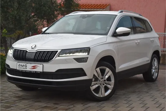 Škoda Karoq 1.6 TDI LED,Kamera,Alcantara,Amblight,ACC-VIRTUAL-Style Image 3