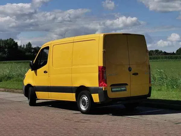 Mercedes-Benz Sprinter 211 CDI Image 5